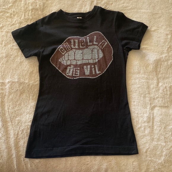 Disney Tops - Disney shirt